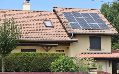Comment l’Énergie Solaire Peut Révolutionner Votre Maison